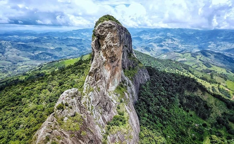 Pedra do Baú